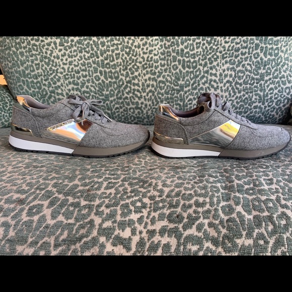 Michael Kors Silver and Gray Sneaker - Picture 4 of 10